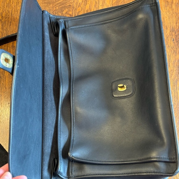 Vintage Coach Beekman Black Briefcase Laptop Bag with Brass Hardware C7C-5266 - Picture 4 of 16